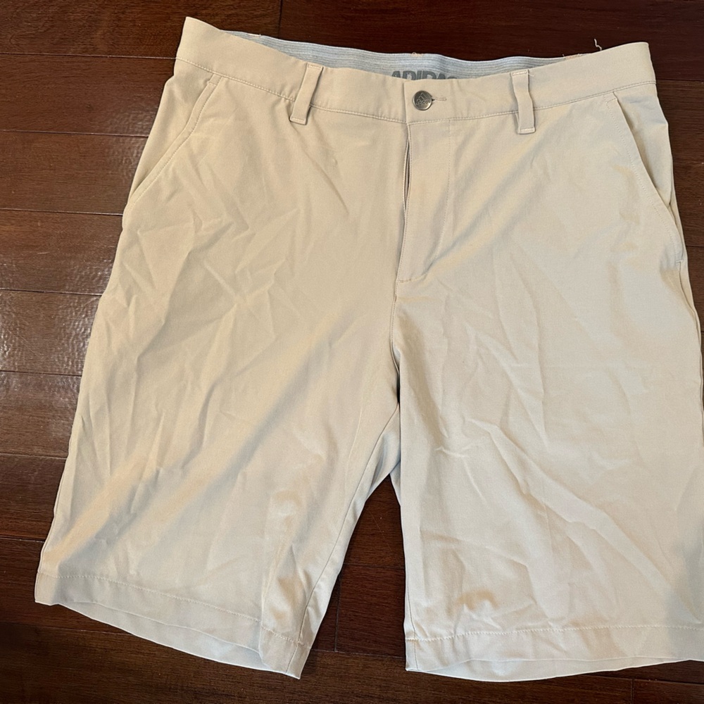 Men’s adidas golf shorts size 33